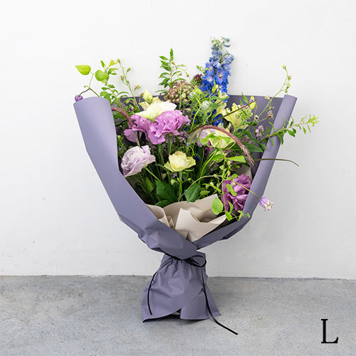 フローリストお任せ季節の花束　花びらメッセージ
