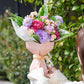 【2026年母の日限定】生花花束　そのまま飾れるカーネーションのスタンディングブーケ 花びらメッセージ